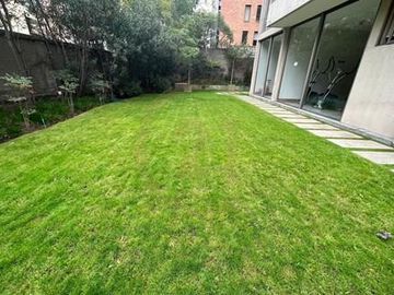 Venta elegante dpto. El Golf  Las Condes