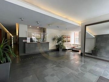 Venta elegante dpto. El Golf  Las Condes