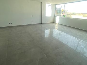 Casa Venta  en Valle Imperial Zapopan, amplia en un coto exclusivo