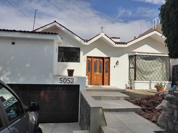 Casa en venta en Villas de Irapuato, Irapuato, Guanajuato