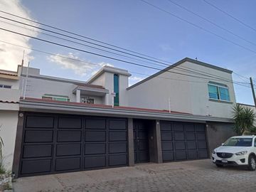 Casa en venta en Villas de Irapuato, Irapuato, Guanajuato
