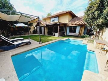 Casa en Venta en AV. EL CARMEN