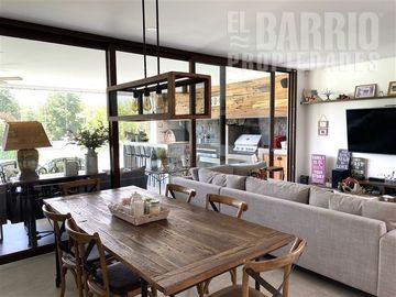 Casa en Venta en Hacienda de chicureo