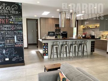 Casa en Venta en Hacienda de chicureo