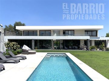 Casa en Venta en Hacienda de chicureo
