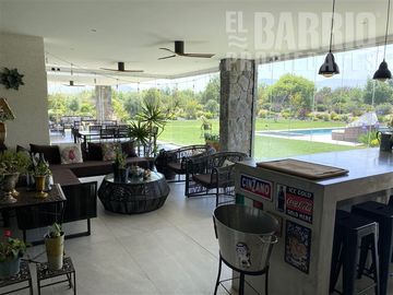 Casa en Venta en Hacienda de chicureo