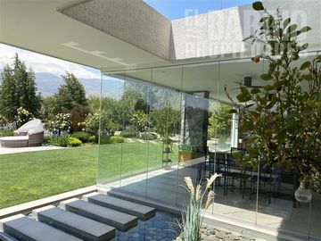 Casa en Venta en Hacienda de chicureo
