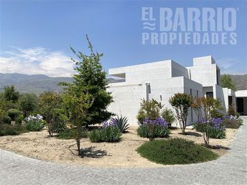 Casa en Venta en Hacienda de chicureo