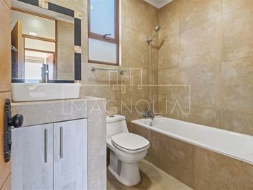Casa en Venta en condominio la aurora con vista a todo el valle