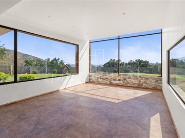 Casa en Venta en condominio la aurora con vista a todo el valle