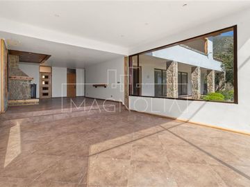 Casa en Venta en condominio la aurora con vista a todo el valle