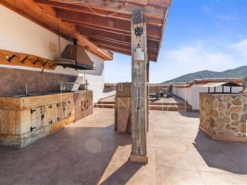 Casa en Venta en condominio la aurora con vista a todo el valle