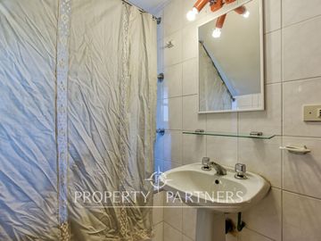 Venta casa con increíble potencial. La Reina