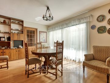 Venta casa con increíble potencial. La Reina