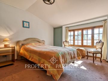 Venta casa con increíble potencial. La Reina