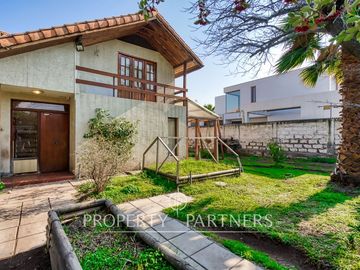 Venta casa con increíble potencial. La Reina