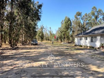 Hermosa Casa de Campo en parcela de 1ha. en La Foresta de Zapallar