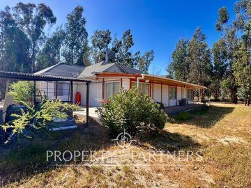 Hermosa Casa de Campo en parcela de 1ha. en La Foresta de Zapallar