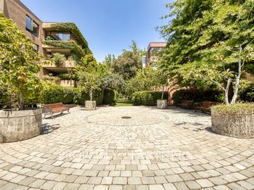 Departamento con jardín en Santa María de Manquehue