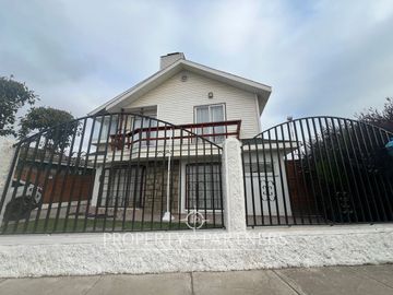 Hermosa casa en sector Llolleo Central