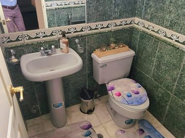 VENTA DEPARTAMENTO 4 DORMITORIOS 183 m² PONCEANO ALTO, G.Be.Aqt.