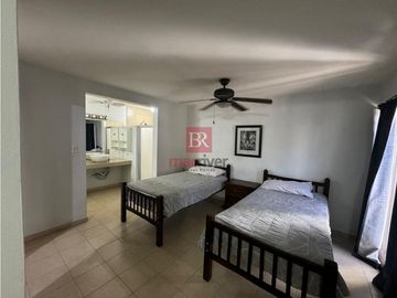 CASA EN VENTA EN COL. CUAUHTEMOC. CD. OBREGÓN