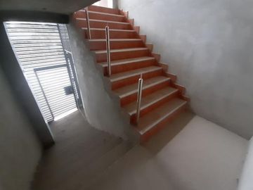 En Venta Local Comercial de 2 pisos en Juanjui -San Martín