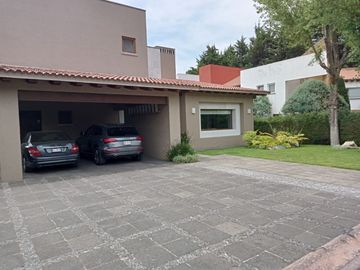 Casa en venta en Club de Golf  Los Encinos