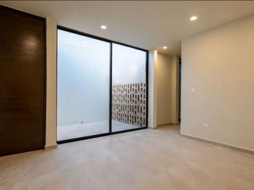 Casa en venta  ubicada en Temozón Norte  Mérida