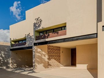 Casa en venta  ubicada en Temozón Norte  Mérida