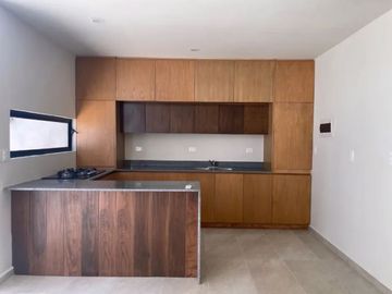 Casa en venta  ubicada en Temozón Norte  Mérida