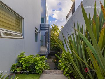 Casa de lujo en venta en el Fraccionamiento Alcazar.