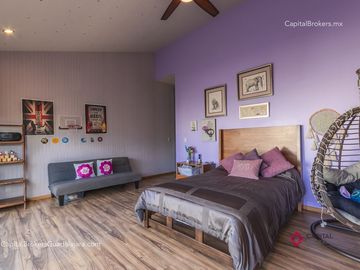 Casa de lujo en venta en el Fraccionamiento Alcazar.