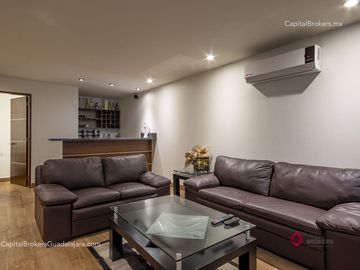 Casa de lujo en venta en el Fraccionamiento Alcazar.
