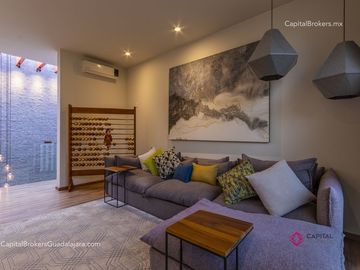 Casa de lujo en venta en el Fraccionamiento Alcazar.