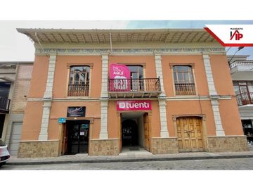 HERMOSA CASA COLONIAL EN VENTA CON SALONES Y LOCALES  SAN BLAS
