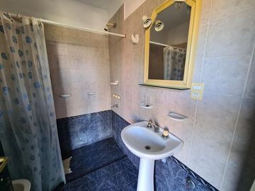 Villa Los Aromos - Casa 3 dormitorios - Una cuadra del rio