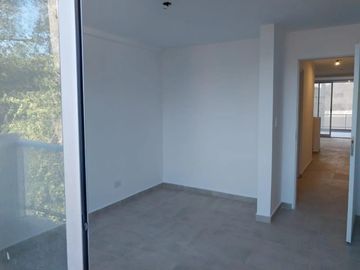 VENTA - OPORTUNIDAD Departamento 2amb en  Canning
