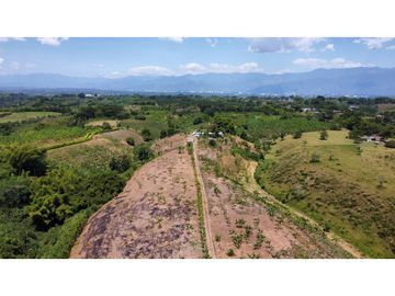 VENTA DE FINCA EN MONTENEGRO QUINDIO