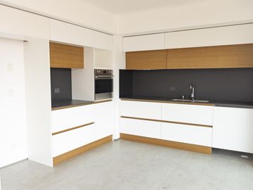 Departamento dúplex de 3 amb con terraza y parrilla propia con dos cocheras en Caballito