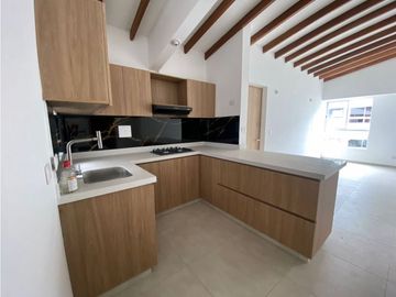 VENTA DE CASA EN GIRARDOTA EN UNIDAD CERRADA