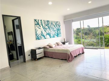 Venta de Casa Finca con propiedades para arrendar, Rionegro