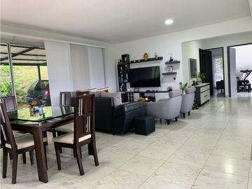 Venta de Casa Finca con propiedades para arrendar, Rionegro