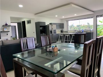 Venta de Casa Finca con propiedades para arrendar, Rionegro