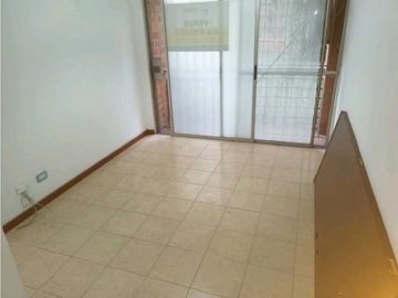 Apartamento para venta en el norte de cali barrio la flora 1er piso