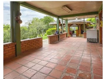 FINCA EN VENTA EN ARABIA
