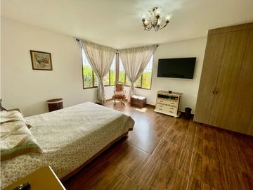 SE VENDE CASA CAMPESTRE EN ALCAL VALLE
