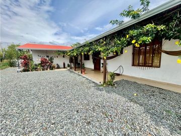 SE VENDE CASA CAMPESTRE EN ALCAL VALLE