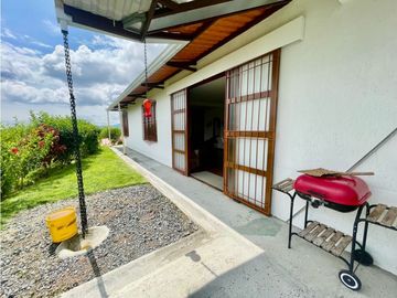 SE VENDE CASA CAMPESTRE EN ALCAL VALLE