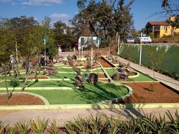 Terreno en Venta dentro del Club ecológico Río Belo, Michoacán